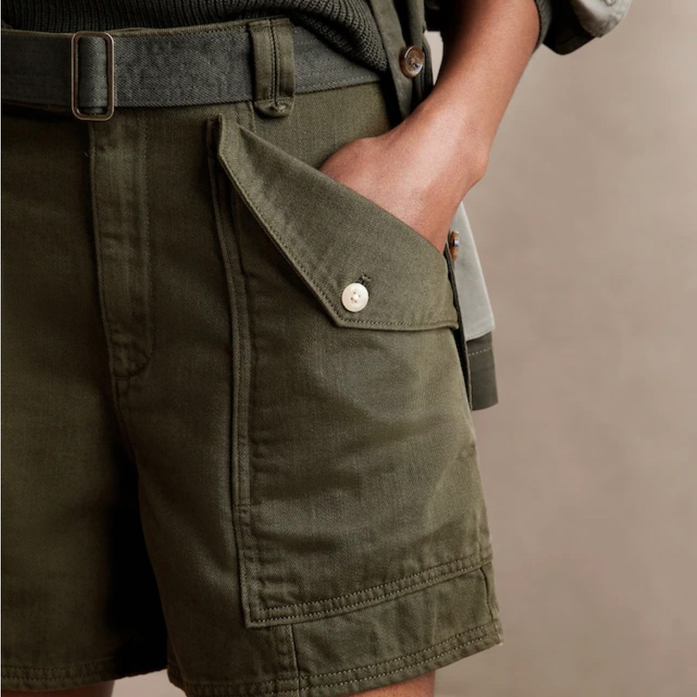 BR women cargo shorts.